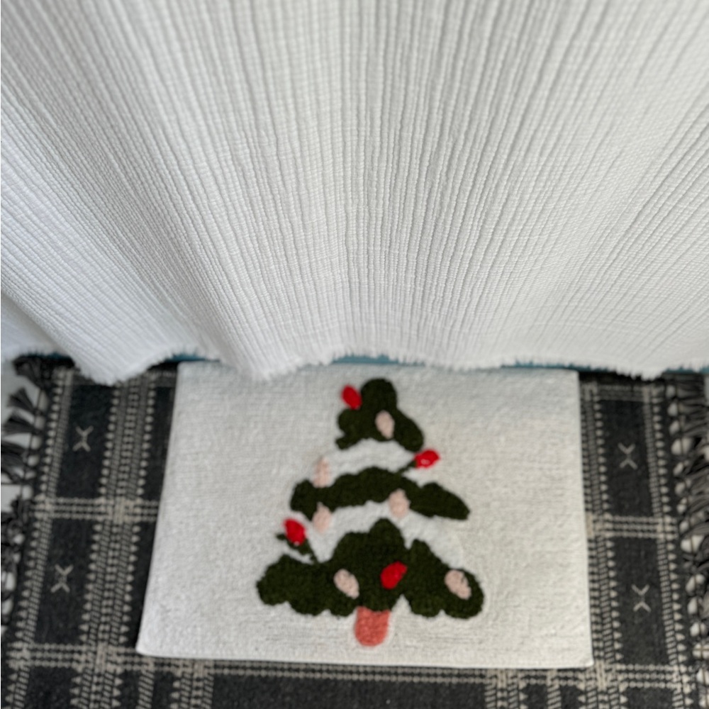 Christmas Throw Rug - Picture 11 of 15